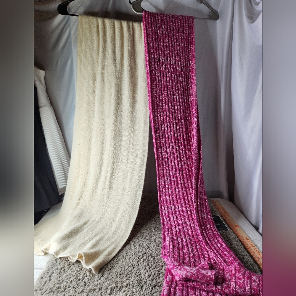 2 Scarfs - 1 Pink & 1 White